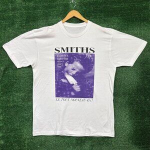The Smiths There Is a Light That Never Goes Out Rock Band T-Shirt Extra Large